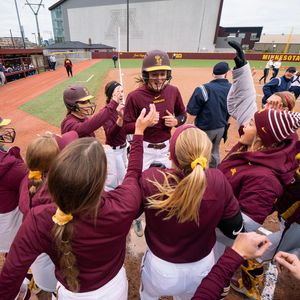 Image post by @gophersoftball on Instagram