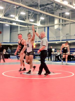Image post by @BrownU_Wrestle on Twitter
