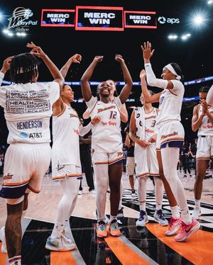 Image post by @phoenixmercury on Instagram
