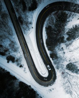 Image post by @coltonnhall on Instagram