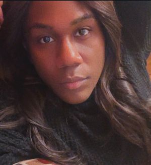 Image post by @iamladyholly on Instagram