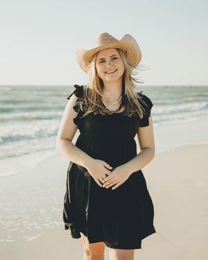 Image post by @maddiesswfphotography on Facebook