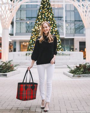 Image post by @kellyinthecity on Instagram