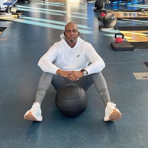 Image post by @iam1cent on Instagram