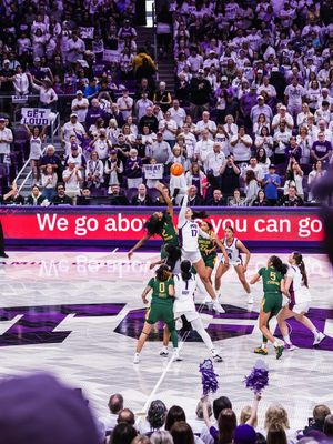 Image post by @tcuwbb on Instagram