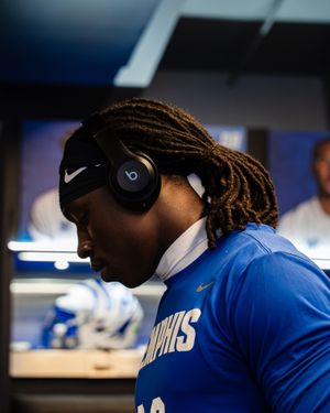 Image post by @memphisfootball on Instagram