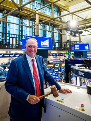 Image post by @nyse on Instagram