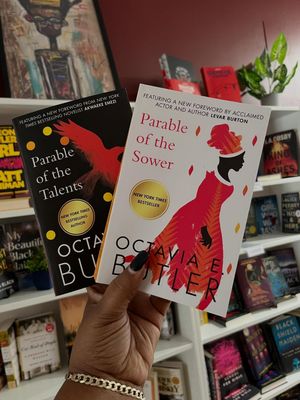 Image post by @honeyandhuebookstore on Instagram