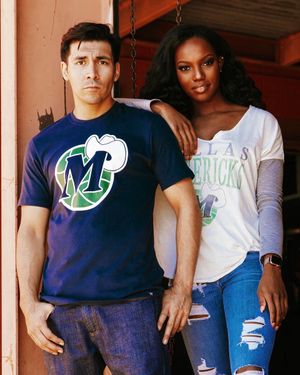 Image post by @dallasmavsshop on Twitter