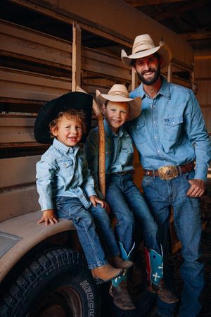 Video post by @shilohfarm on TikTok