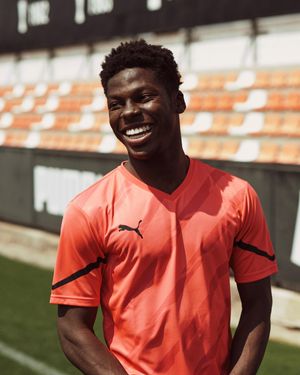 Image post by @soccerdotcom on Instagram