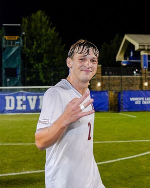 Image post by @elonmsoccer on Instagram