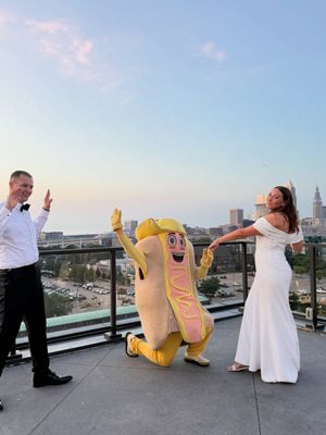 Image post by @clehotdogs on Instagram