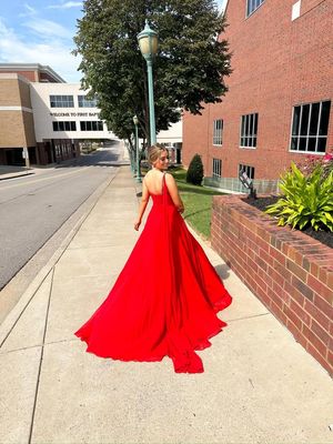 Image post by @Miss Austin Peay Volunteer 2024, Kara Short on Facebook