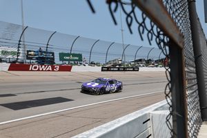 Image post by @allyracing on Instagram