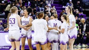 Image post by @uw_wbb on Instagram