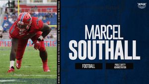Image post by @FAUOwlsFootball on Facebook