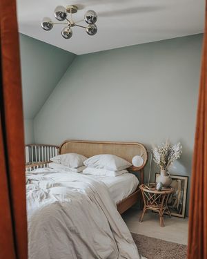 Image post by @madedotcom on Instagram