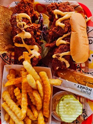 Image post by @daveshotchicken on Instagram