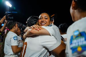Image post by @texassoftball on Instagram