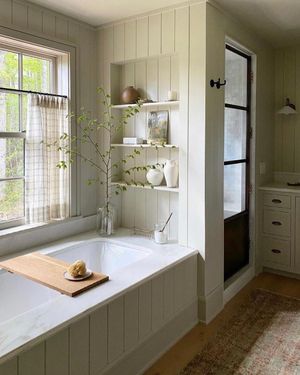 Image post by @shoppeamberinteriors on Instagram