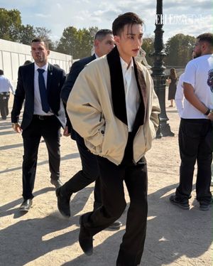 Image post by @ellemenhk on Instagram