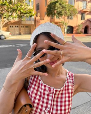 Image post by @fashionbyally on Instagram