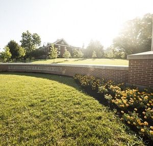 Image post by @ekuadmissions on Instagram