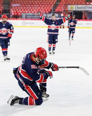 Image post by @collegehkysouth on Instagram