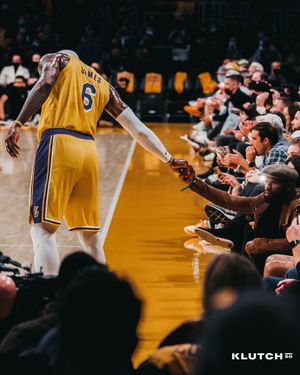 Image post by @graydientLA on Twitter