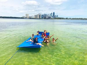 Image post by @tranquilo_y_tropical_miami on Instagram