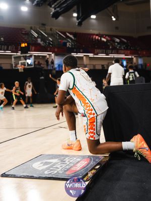 Image post by @aaubasketball on Instagram
