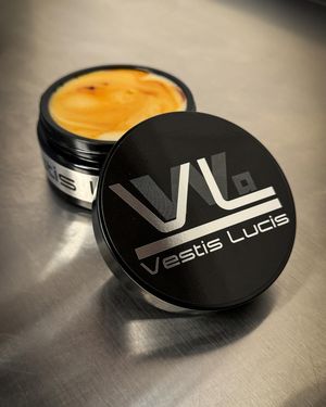 Image post by @waxaddictuk on Instagram