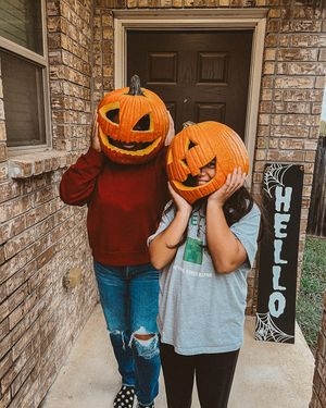 Image post by @crystalmendez.co on Instagram