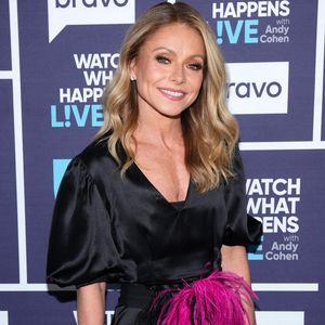 Image post by @kellyripa on Instagram