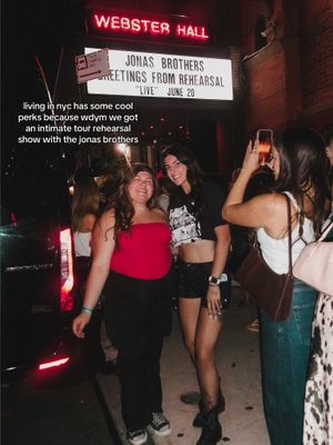 Video post by @azaccardo on TikTok