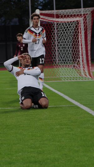 Video post by @dfb on TikTok