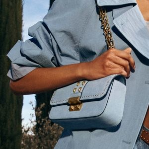 Image post by @dillards on Instagram