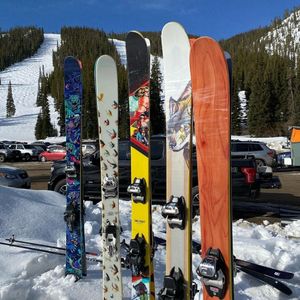Image post by @j_skis on Instagram