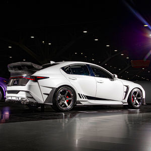 Image post by @Lexus on Twitter