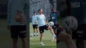 Video post by @asmonaco on YouTube