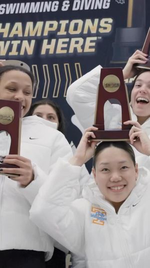 Video post by @vol_swimdive on Instagram