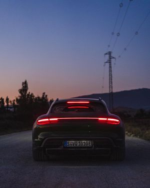 Image post by @lightbros on Instagram