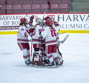 Image post by @ecachockey on Instagram