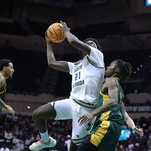 Image post by @USFMBB on Twitter