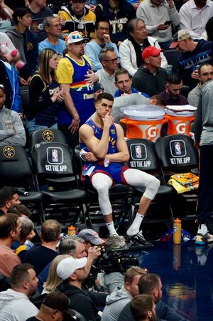 Image post by @DNVR_Sports on Twitter