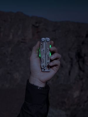 Image post by @leathermantools on Instagram