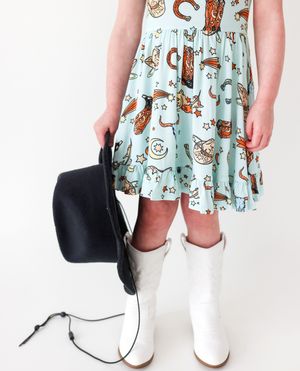 Image post by @poshpeanut on Instagram