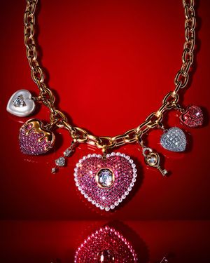 Image post by @swarovski on Instagram