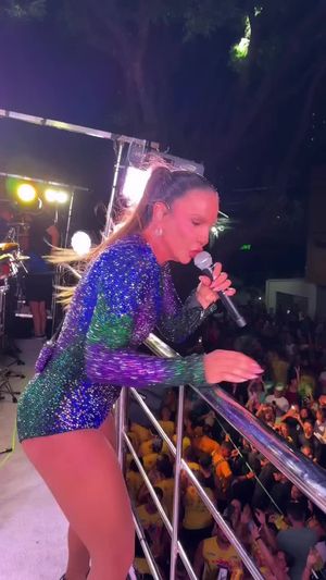 Video post by @ivetesangalo on TikTok